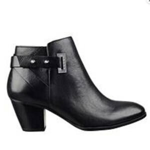 Guess Black Ankle Booties Rockabilly Silver Spikes Rocker Grunge Buckle Sz 8.5 M